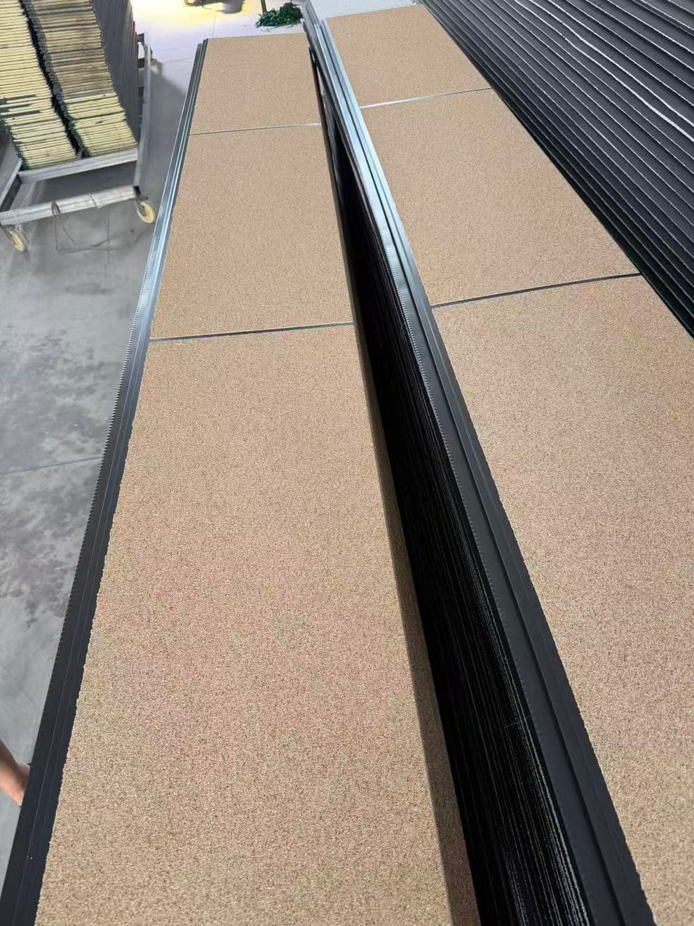panel sándwich metálico